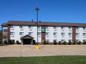  Quality Inn & Suites Bloomington I-55 and I-74  Блумингтон
